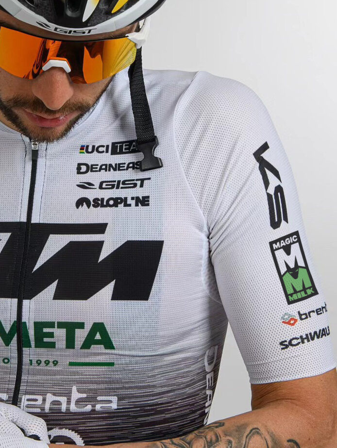 KTM Alchemists MM Jersey Mockup 4